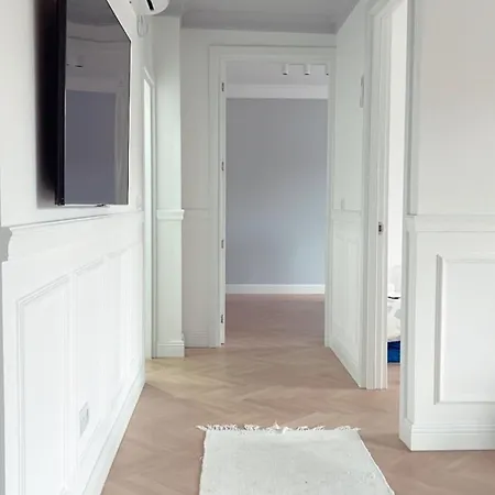 Apartment Designer Flat